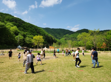 평창군 가족센터, 가족글램핑 진행 - 월간인물