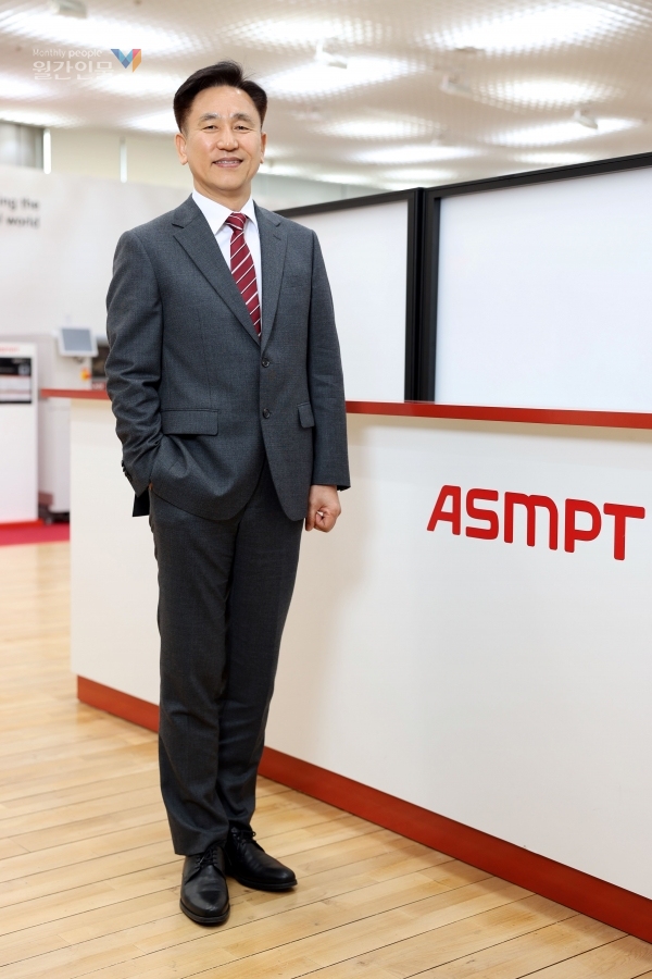 ASMPT SMT Solutions Dae-Sung Kim, Managing Director for Korea, Thailand and Vietnam of ASMPT SMT Solutions ⓒ so-yeon park / photo by sung-rae park